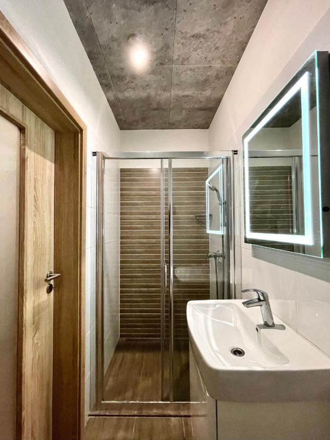 New-Built City Center Apt W. Tatra Mountains Views Liptovský Mikuláš Extérieur photo